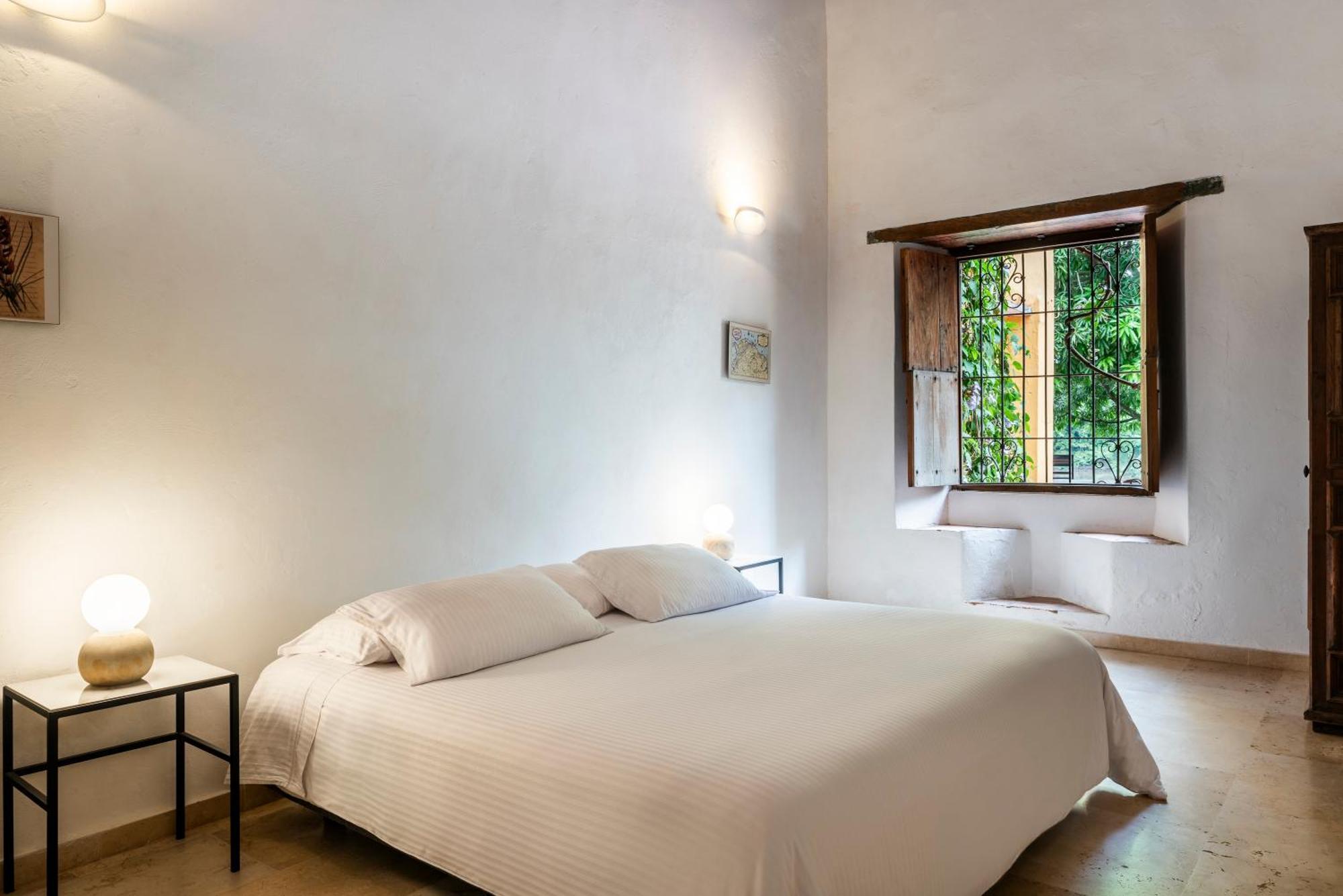Karakali Boutique Hotel Mompos Exteriör bild